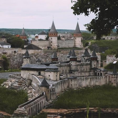 Old Town Apartments Kamjanets-Podilskyi Eksteriør billede